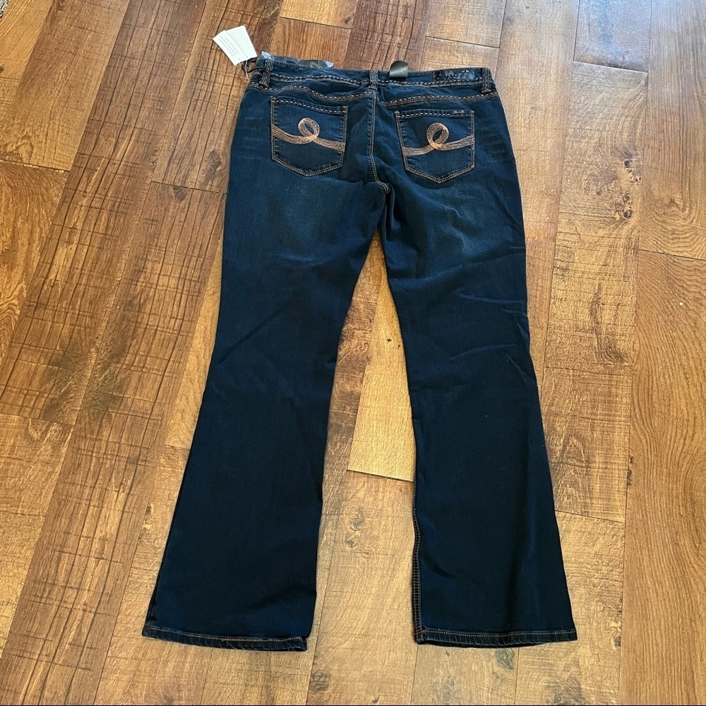 seven7 women’s premium boot cut jeans size 16 embellished dark wash NWT NEW - Picture 5 of 6